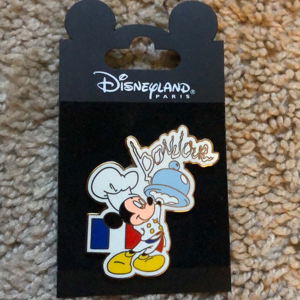 Disney Pin